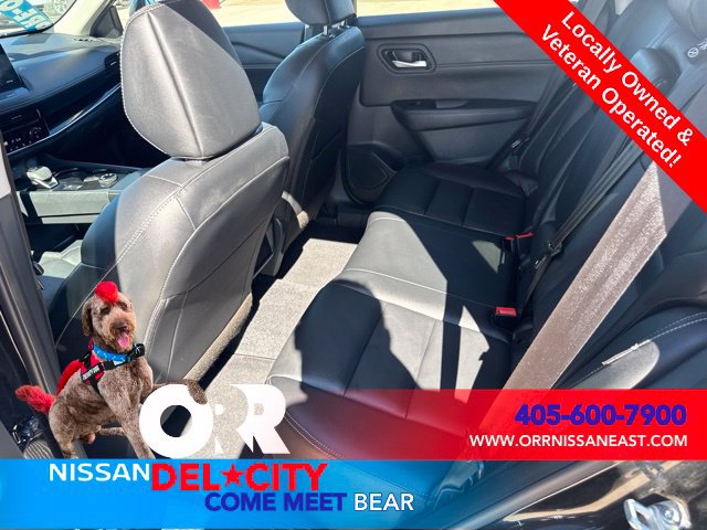 Used 2026 Nissan Rogue SL AWD/4WD image 9
