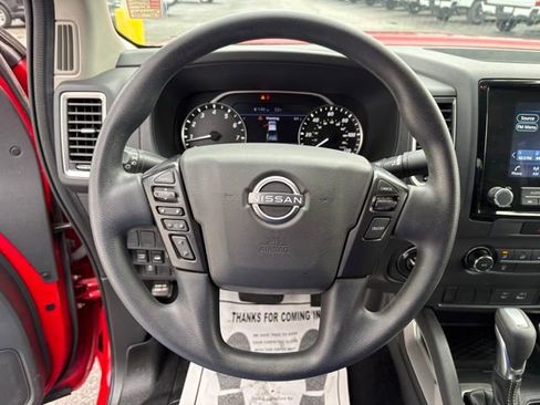 Used 2023 Nissan Frontier SV w/ Tow Package image 16