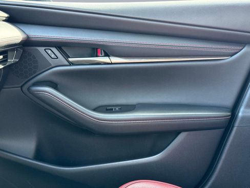Certified 2025 MAZDA MAZDA3 s image 21
