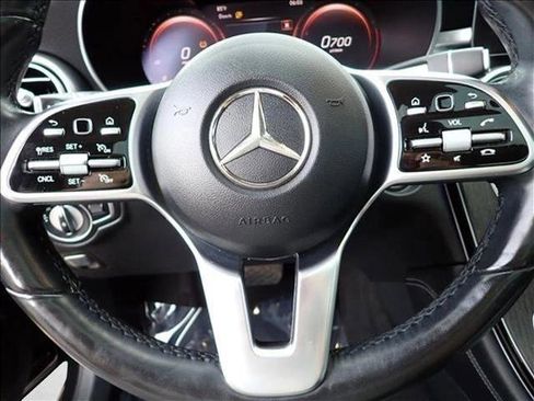 Used 2021 Mercedes-Benz GLC 300 4MATIC image 15