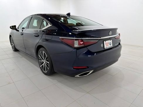 Used 2023 Lexus ES 350 w/ Premium Package FWD image 3