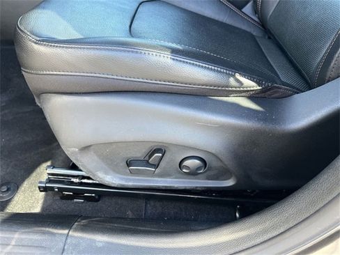 Used 2022 Jeep Compass Limited image 14