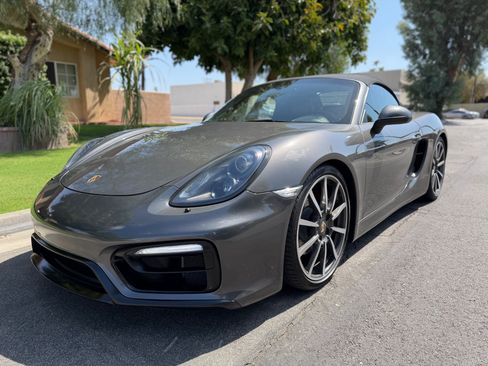 Used 2015 Porsche Boxster S RWD image 3