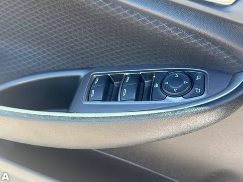 Used 2022 Chevrolet Malibu LT FWD image 26