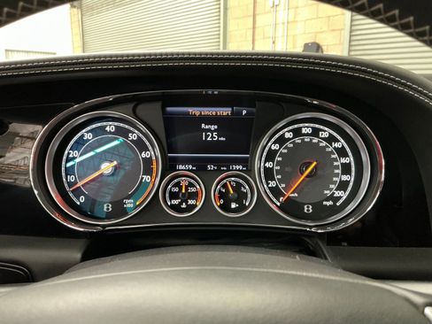 Used 2015 Bentley Continental GT V8 S image 18