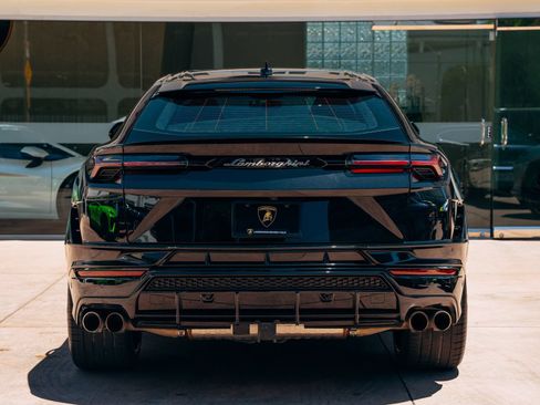 Used 2024 Lamborghini Urus S AWD/4WD image 4