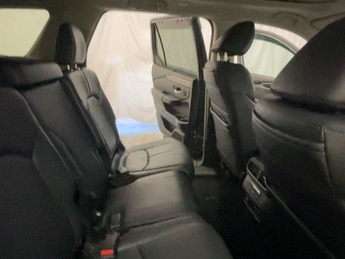 Used 2025 Honda Pilot Elite image 23