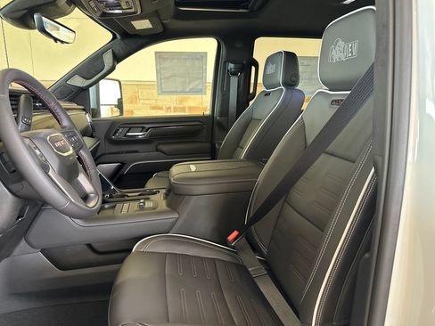 New 2026 GMC Sierra 2500 AT4X w/ AT4X AEV Edition AWD/4WD image 22