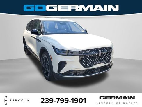 New 2026 Lincoln Nautilus Premier w/ Equipment Group 102A AWD/4WD image 5
