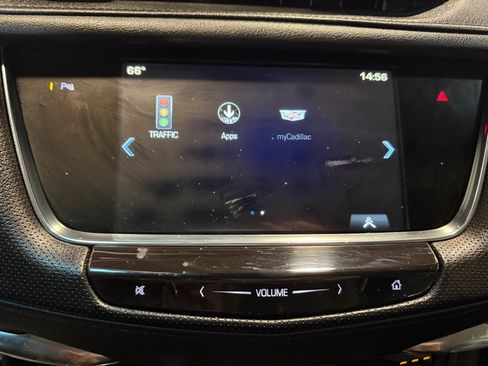 Used 2018 Cadillac XT5 Luxury image 37