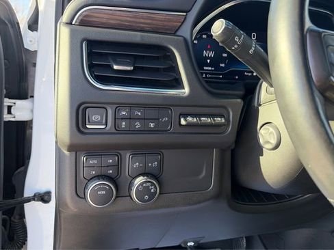 Used 2022 Chevrolet Tahoe High Country w/ Premium Package 2 image 18