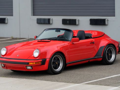 Used 1989 Porsche 911 Carrera RWD image 1