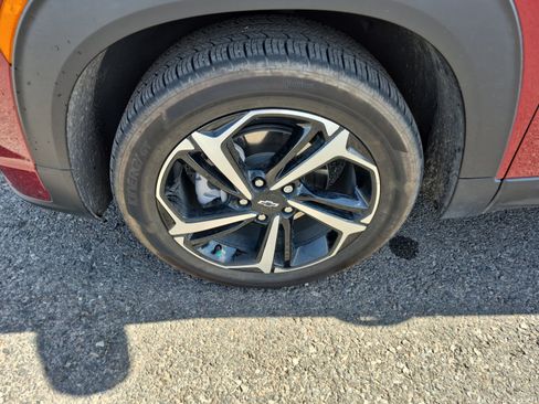 Used 2022 Chevrolet TrailBlazer RS w/ Sun and Liftgate Package FWD image 26