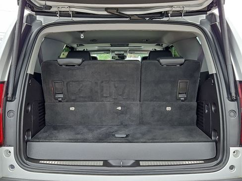 Used 2016 Chevrolet Tahoe LT AWD/4WD image 32