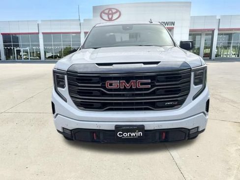 Used 2024 GMC Sierra 1500 AT4 w/ Technology Package AWD/4WD image 18
