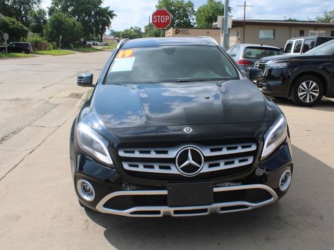 Used 2019 Mercedes-Benz GLA 250 4MATIC image 3