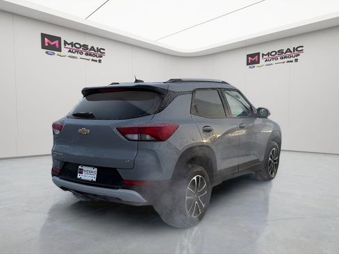 Used 2025 Chevrolet TrailBlazer LT w/ Convenience Package image 7