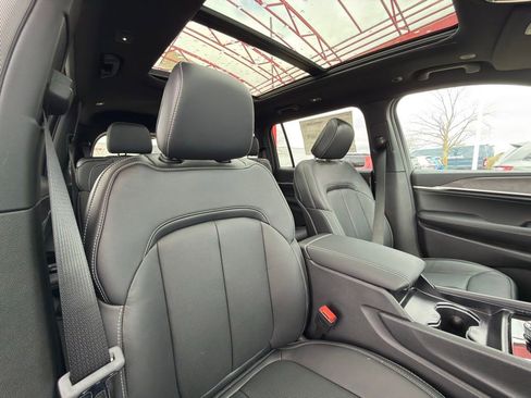 New 2026 Jeep Grand Cherokee L Limited AWD/4WD image 42