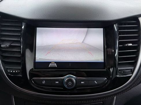 Used 2022 Chevrolet Trax LT w/ Driver Confidence Package AWD/4WD image 27