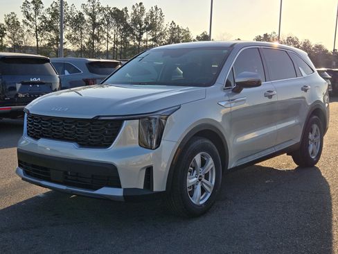New 2026 Kia Sorento LX image 3