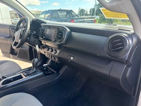 Used 2020 Toyota Tacoma SR RWD image 27