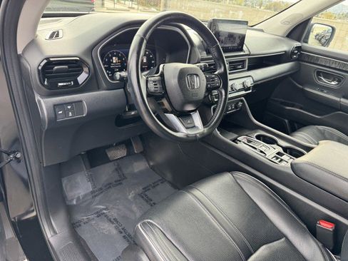 Used 2023 Honda Pilot Elite image 18