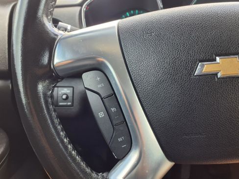 Used 2017 Chevrolet Traverse LT w/ Style and Technology Package image 15