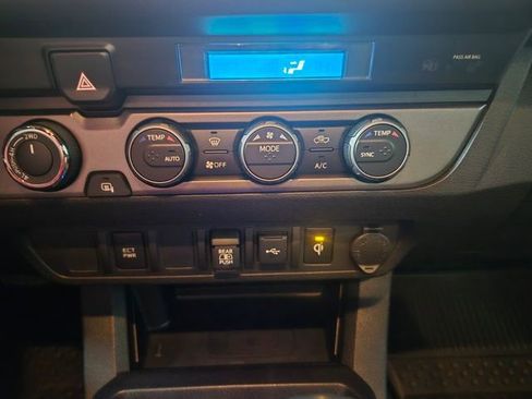 Certified 2023 Toyota Tacoma TRD Sport AWD/4WD image 27