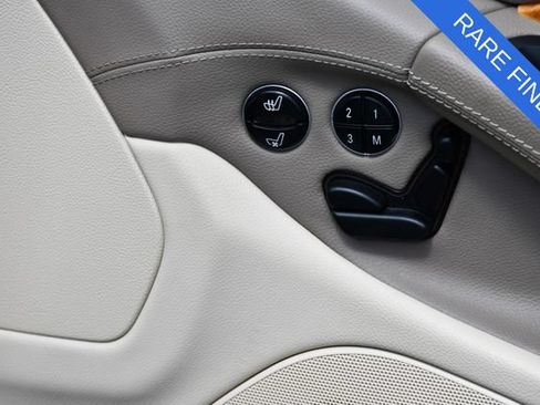 Used 2007 Mercedes-Benz SL 550 image 32