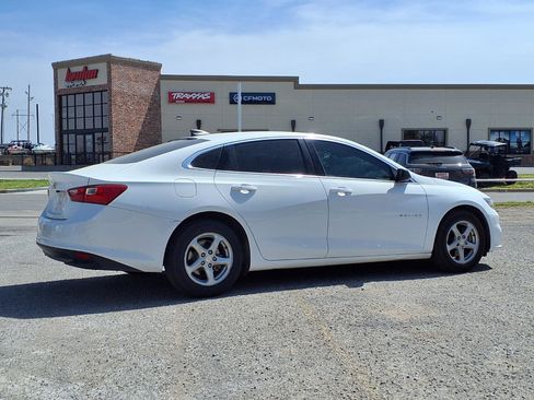 Used 2017 Chevrolet Malibu LS image 21