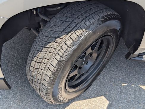 Used 2019 Chevrolet Tahoe LT RWD image 21