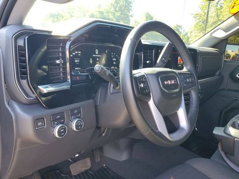 Used 2023 GMC Sierra 1500 Elevation AWD/4WD image 17