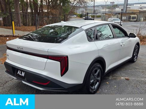 Used 2025 Kia K4 LXS image 9