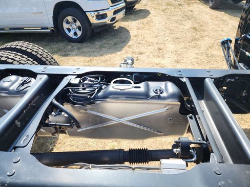 New 2026 RAM 5500 Laramie image 33