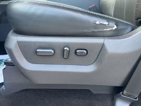 Used 2016 Ford F250 Lariat w/ Lariat Ultimate Package image 16