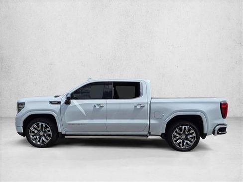 Used 2026 GMC Sierra 1500 Denali w/ Denali Reserve Package AWD/4WD image 8