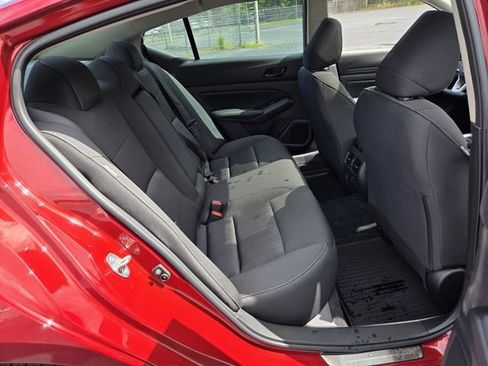 New 2026 Nissan Altima 2.5 SV FWD image 12