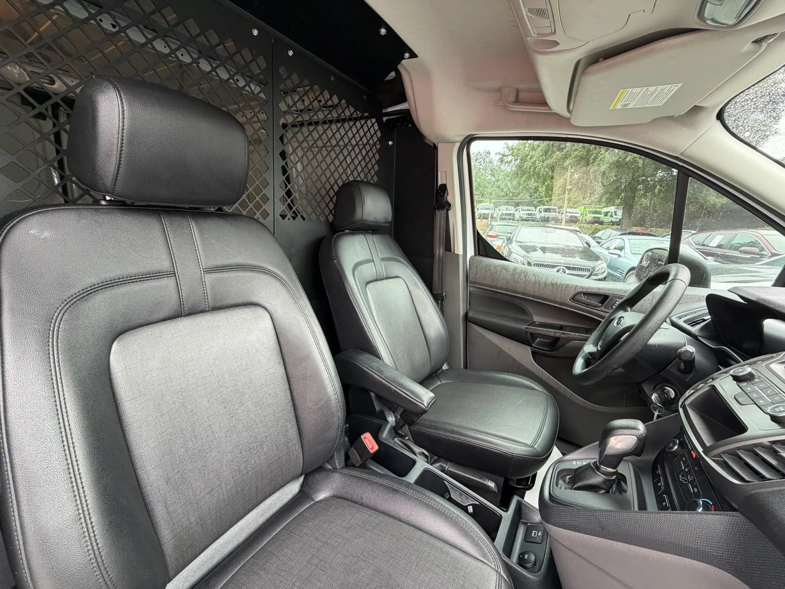 Used 2022 Ford Transit Connect XL FWD image 30