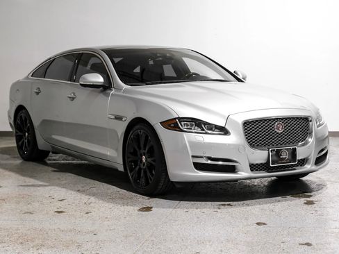 Used 2019 Jaguar XJ L Portfolio image 6