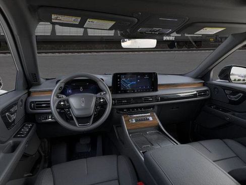New 2026 Lincoln Aviator Reserve w/ Illumination Package image 9