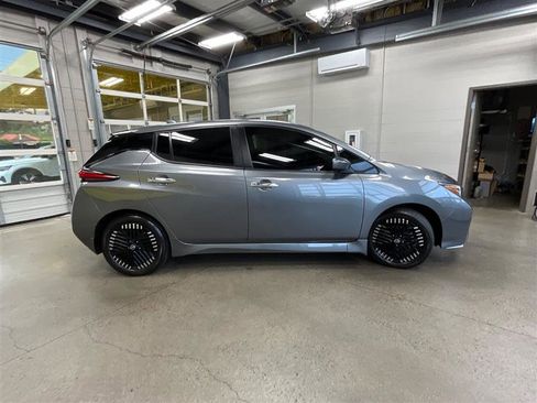 Used 2024 Nissan Leaf SV Plus FWD image 6