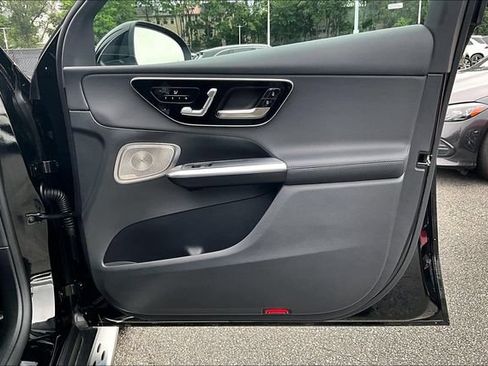 Used 2026 Mercedes-Benz GLC 300 4MATIC image 19