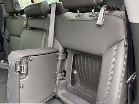 Used 2019 GMC Sierra 1500 SLT w/ SLT Premium Plus Package image 32