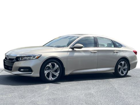 Used 2020 Honda Accord EX image 18