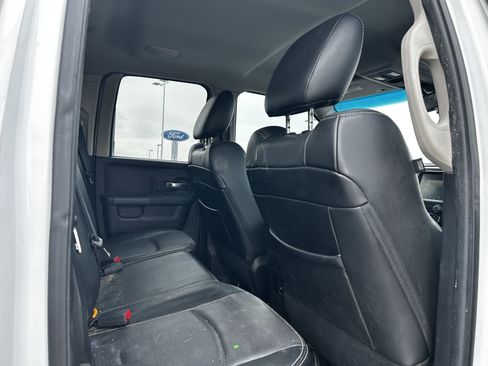 Used 2014 RAM 1500 Sport w/ Remote Start & Security Group image 11