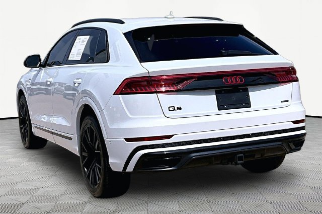 Used 2021 Audi Q8 Prestige AWD/4WD image 12