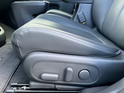 New 2026 Hyundai Ioniq 5 SEL image 13