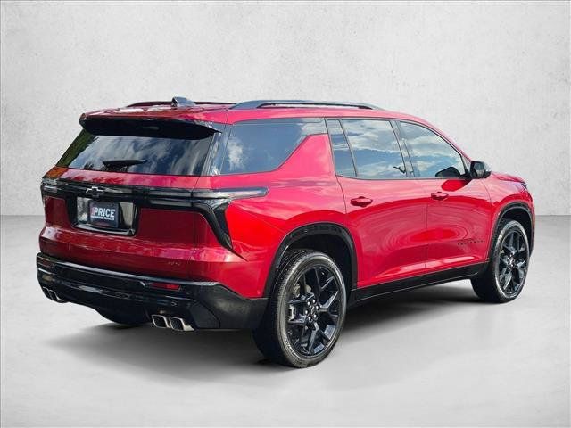 Used 2024 Chevrolet Traverse RS w/ LPO, Floor Liner Package FWD image 5