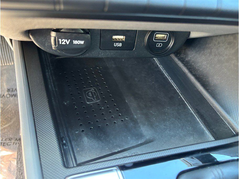 Used 2023 Hyundai Elantra SEL w/ Convenience Package FWD image 30
