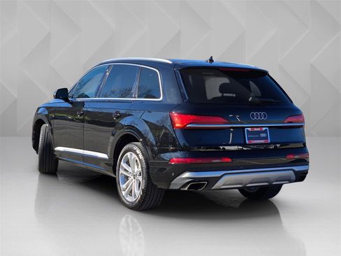 Used 2025 Audi Q7 3.0T Premium Plus image 4